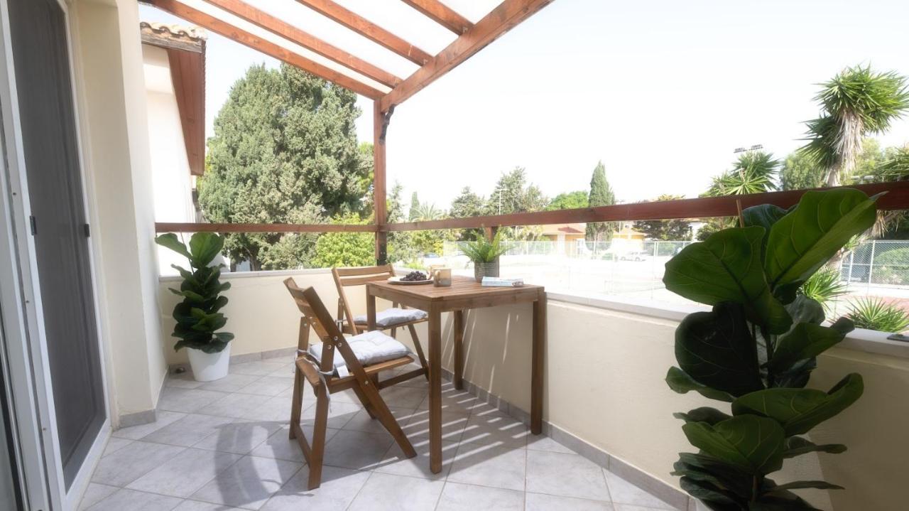 Beautiful Apartment In Harbour Paphos, Central & Close To Beach Экстерьер фото